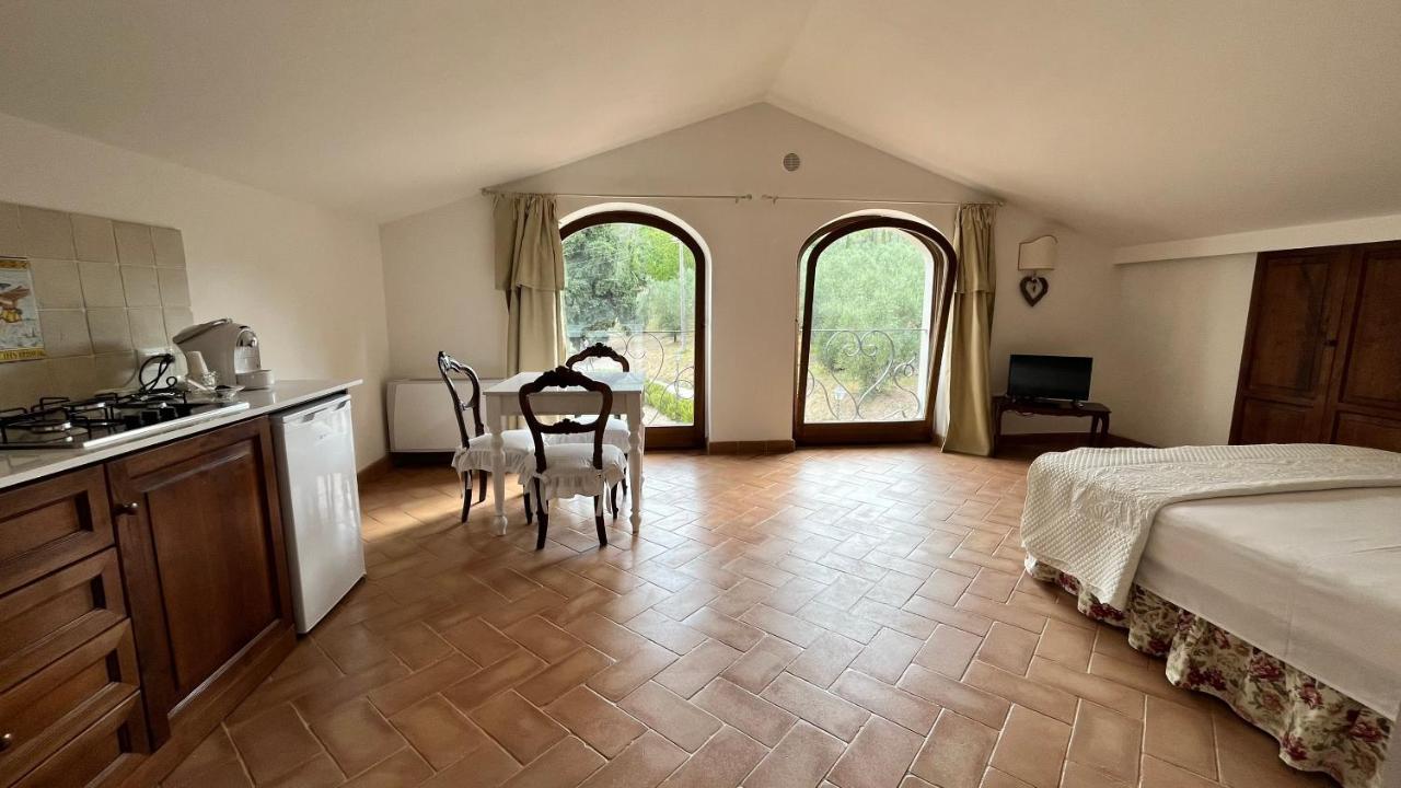 Villa Il Borgo Di San Michele à Papigno Extérieur photo